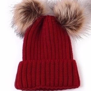 ✨Buy1 Get1✨ Child’s Winter Hat✨NWT